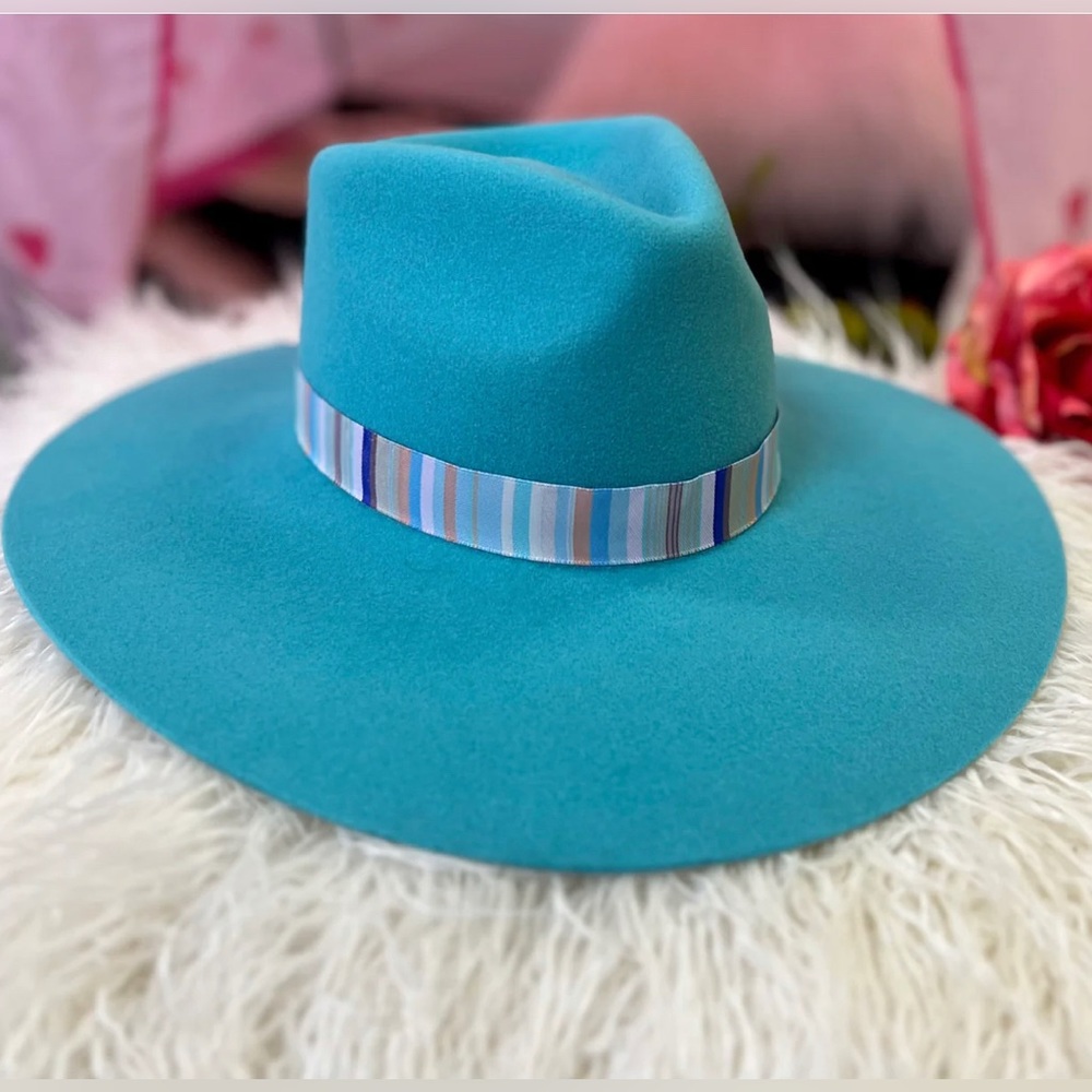 Turquoise Twister Western Wool Pinched Front Hat
